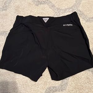 Columbia fishing shorts